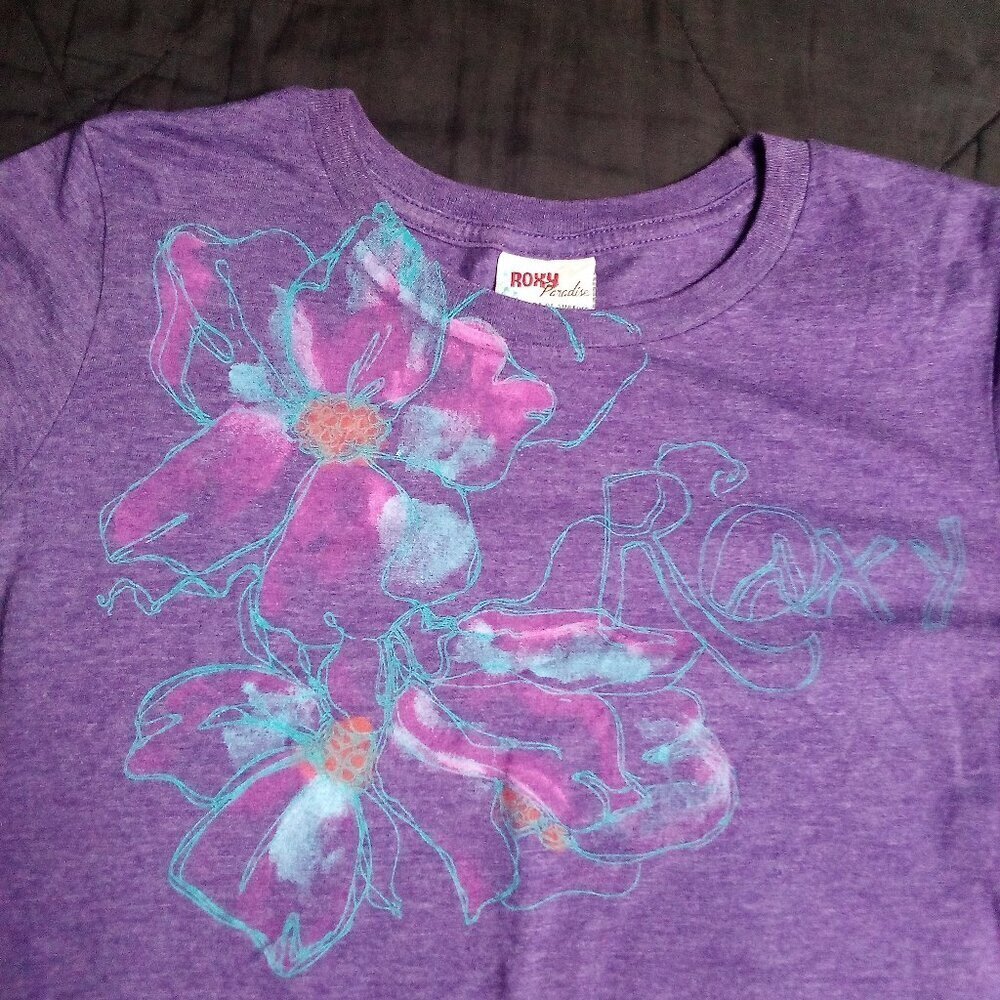 Vintage Y2K Roxy Paradise Flowers Surf T-Shirt
